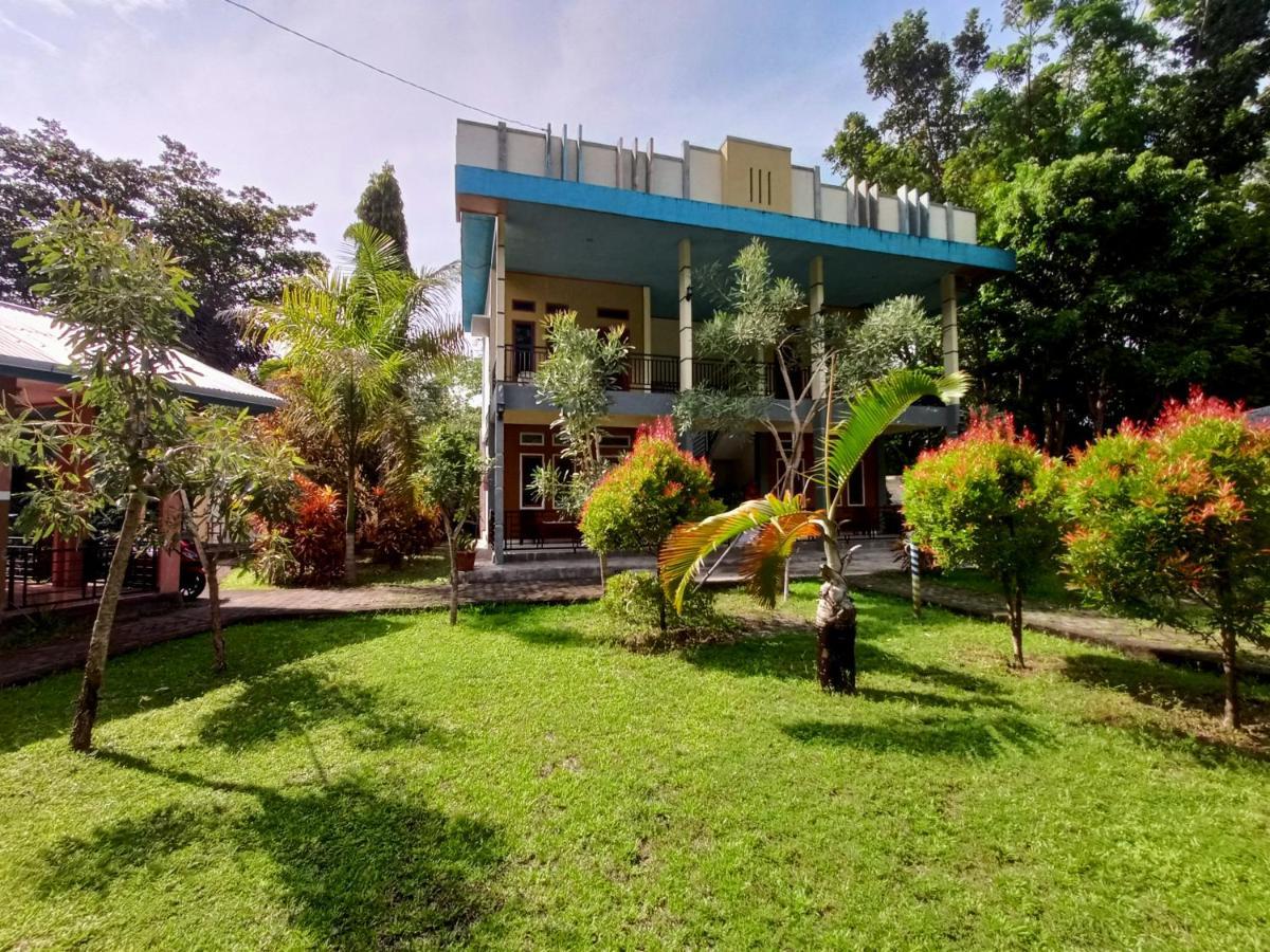 Tangkoko Lodge Bitung Eksteriør bilde