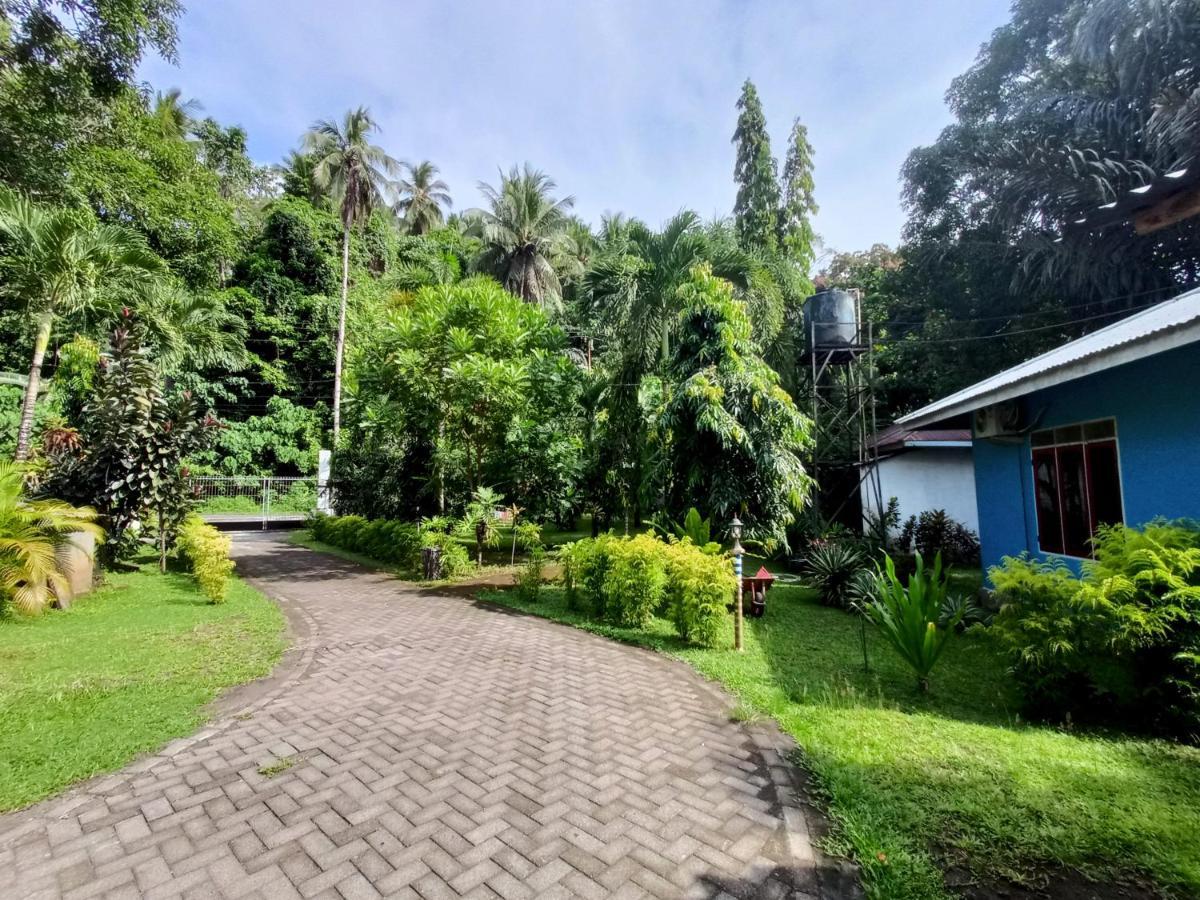 Tangkoko Lodge Bitung Eksteriør bilde